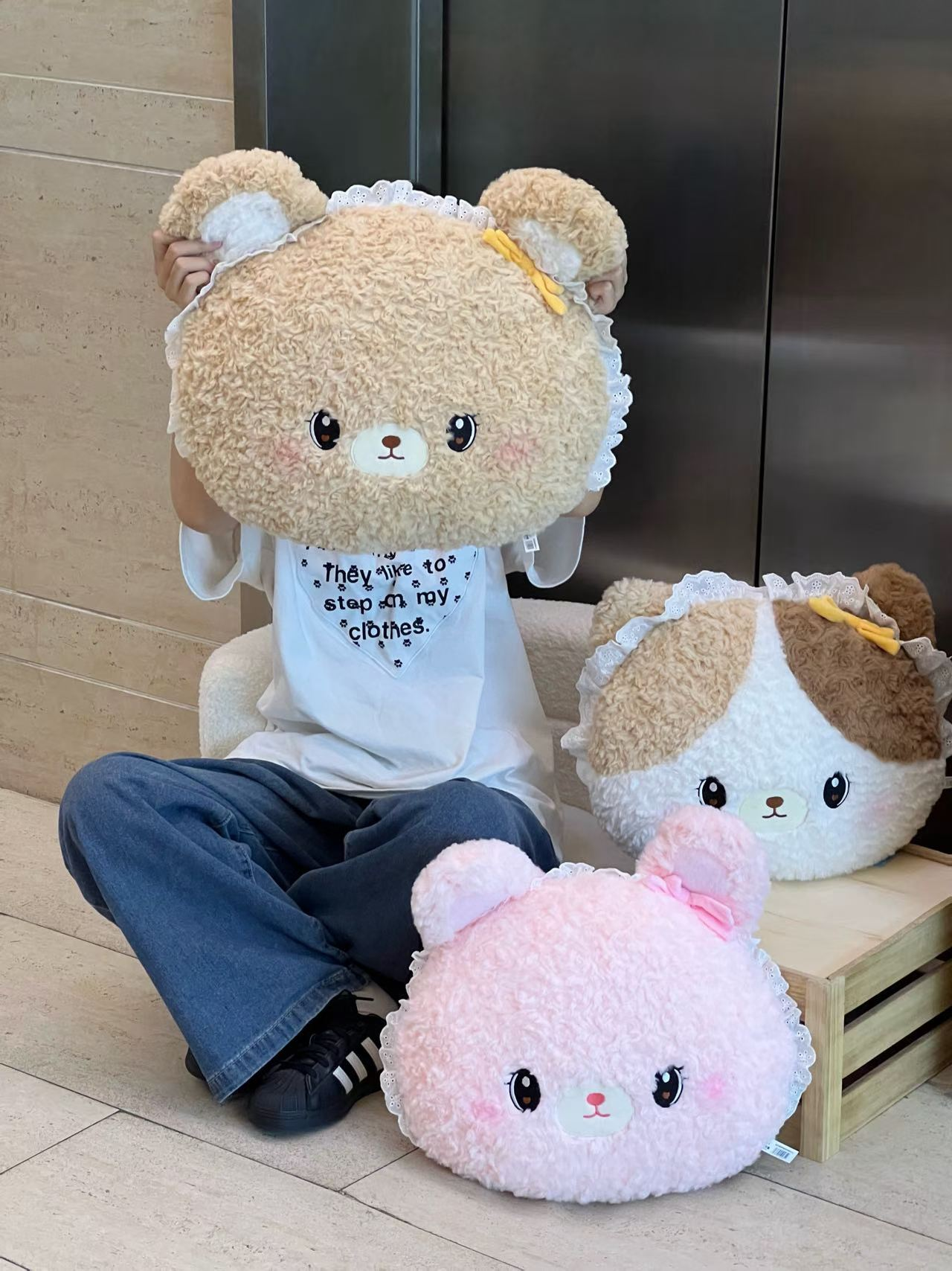 绒绒动物系列抱枕45cm-小兔 - 另一角度展示